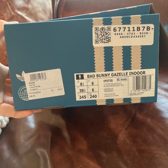 Adidas bad bunny Gazelle sneaker - Picture 6 of 7